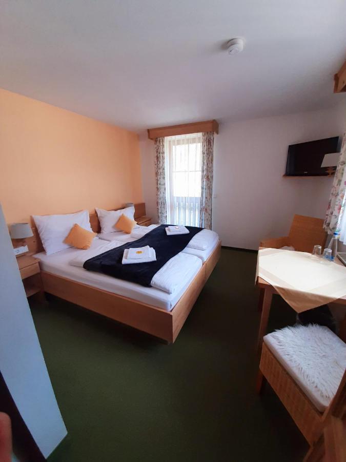 Hotel Landgasthof Frankenstern غوسوينستين المظهر الخارجي الصورة