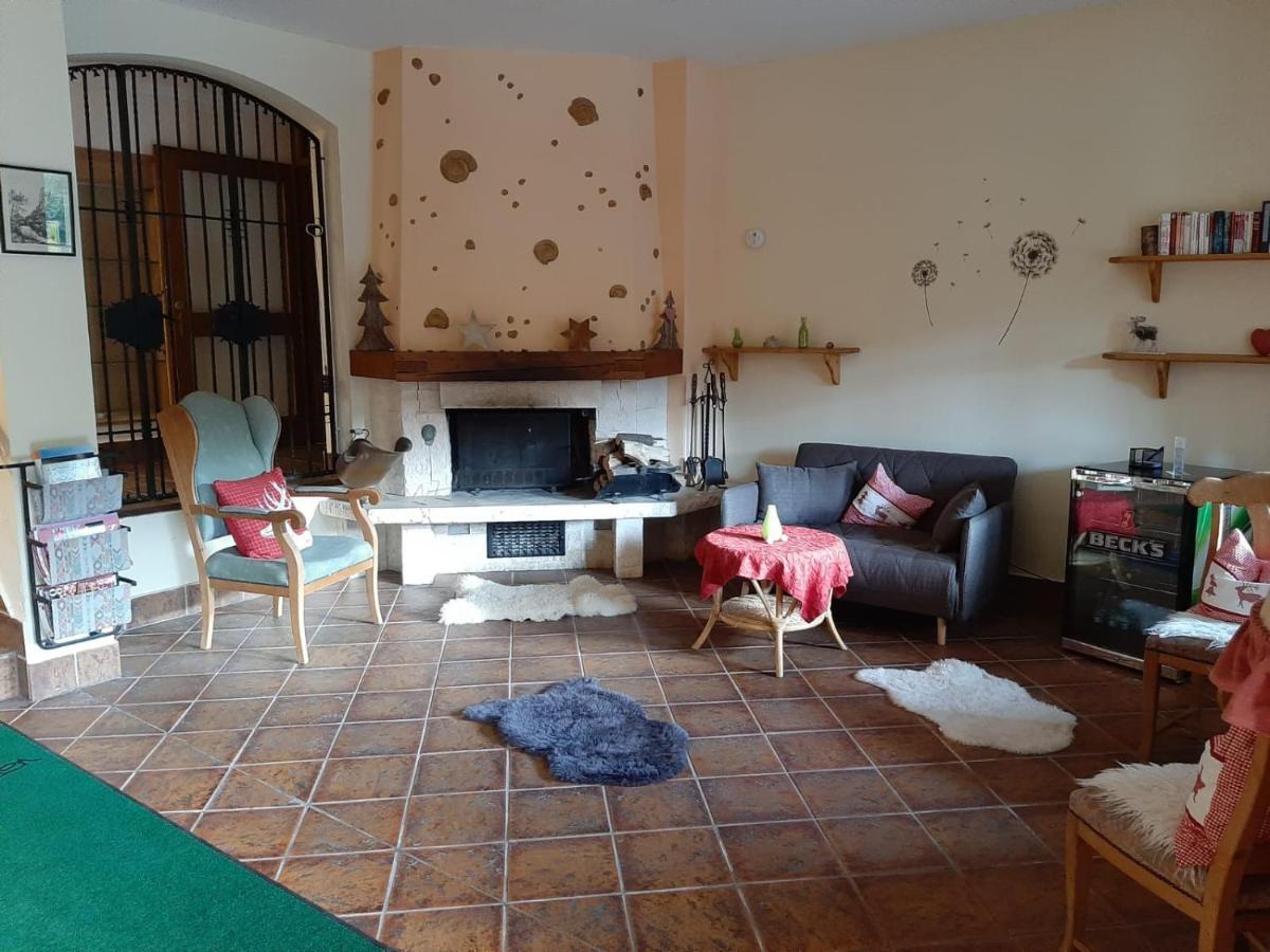Hotel Landgasthof Frankenstern غوسوينستين المظهر الخارجي الصورة
